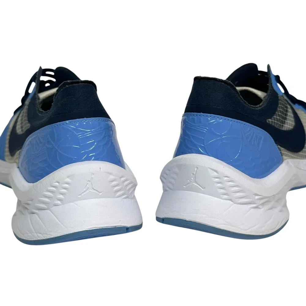 Jordan Sneakers Air Zoom 85 Runner UNC Tar Heels Blue 2020 9 Grid‎ Mesh Low Top